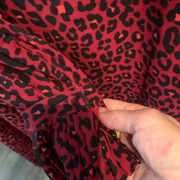 Loft animal print fully lined sheath dress.‎ Worn once - Picture 6 of 6